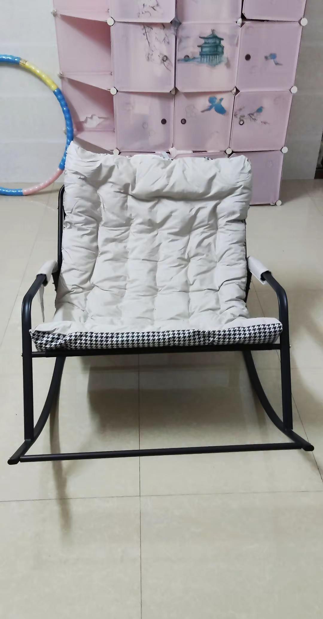 明天30度都有这也太热了吧，挺好奇今年还会不会冷，明天真的可以直接穿裙子了都，有