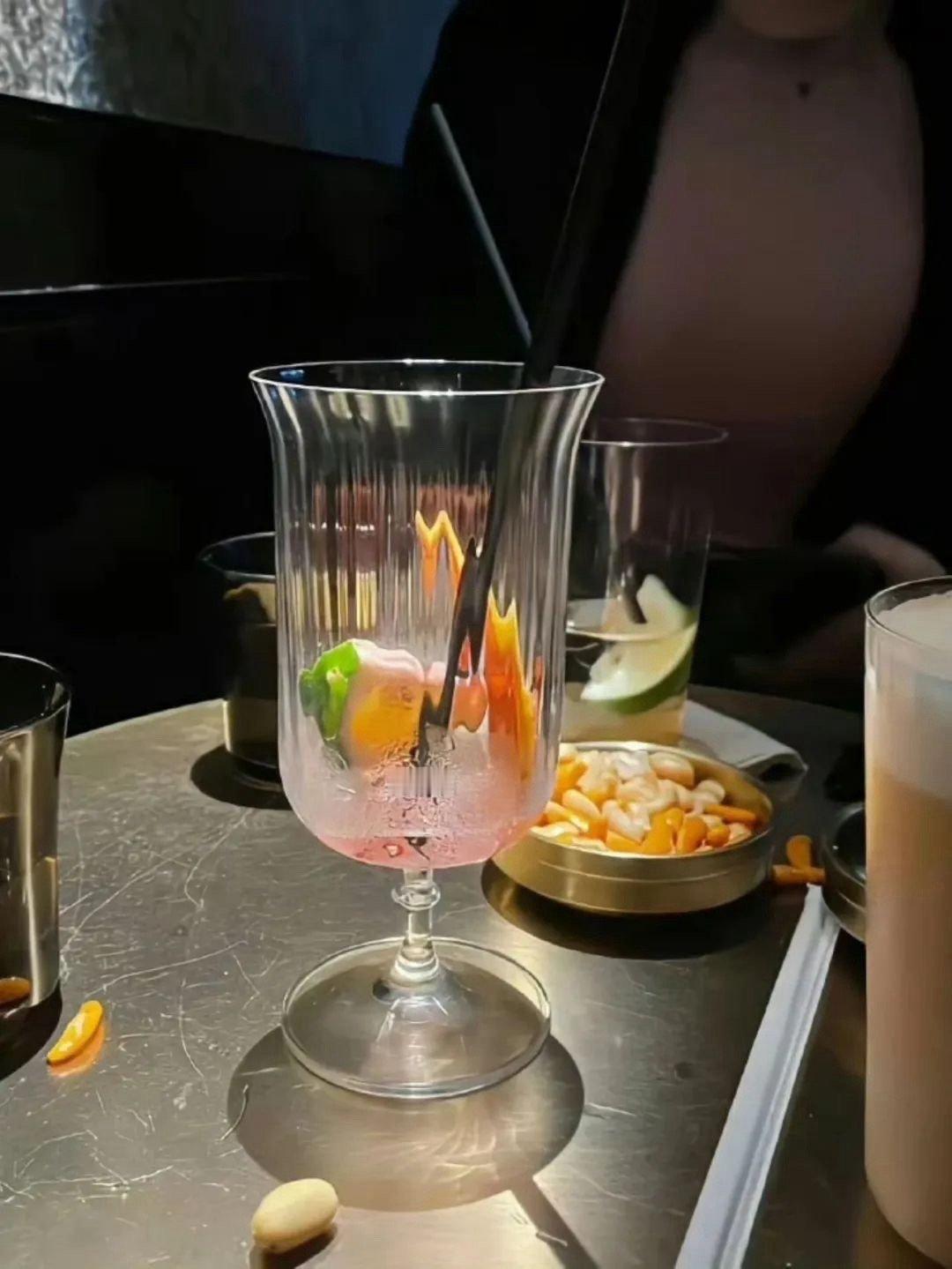 𝗥𝗲𝗰𝗼𝗿𝗱 𝗟𝗶𝗳𝗲·有些话在说出来之前 其实已经在心中百