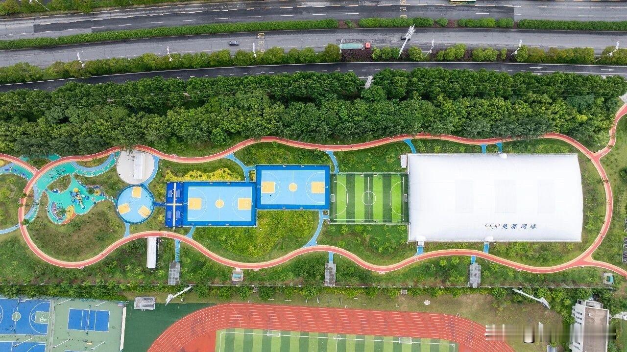 庐阳北部全新休闲打卡地——清河路体育公园正式对外开放！
公园坐落庐阳经开区核心，
