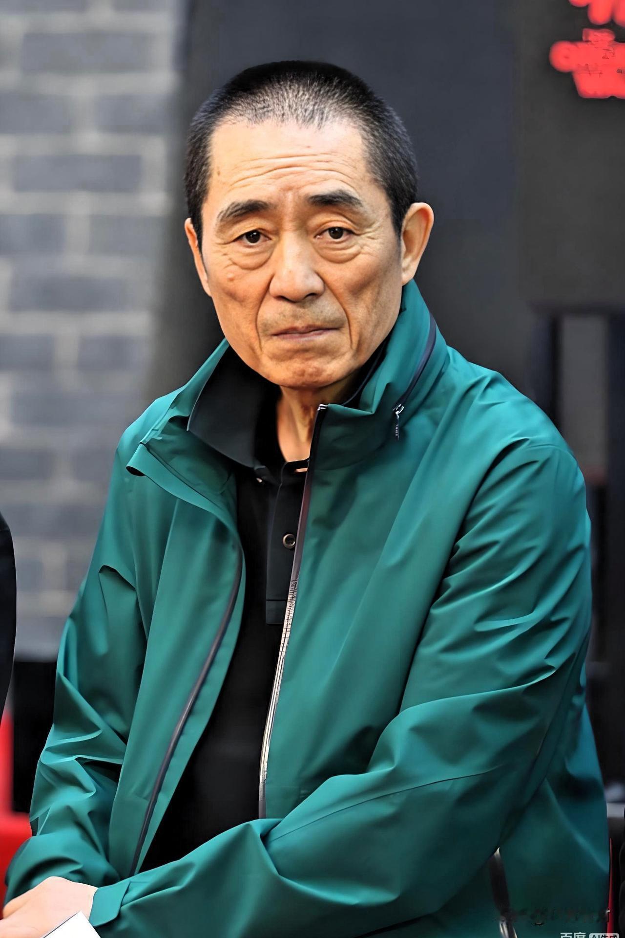 这个岁数，不得不服，竟然还能有这种血性。

75岁的张艺谋，把北京700平的房子