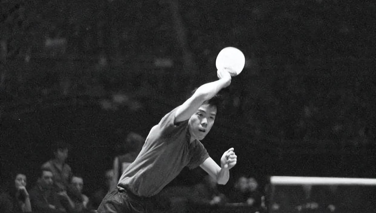 1968年6月21日，中国第一个世界冠军容国团上吊自杀，而在他的衣服口袋里有一张