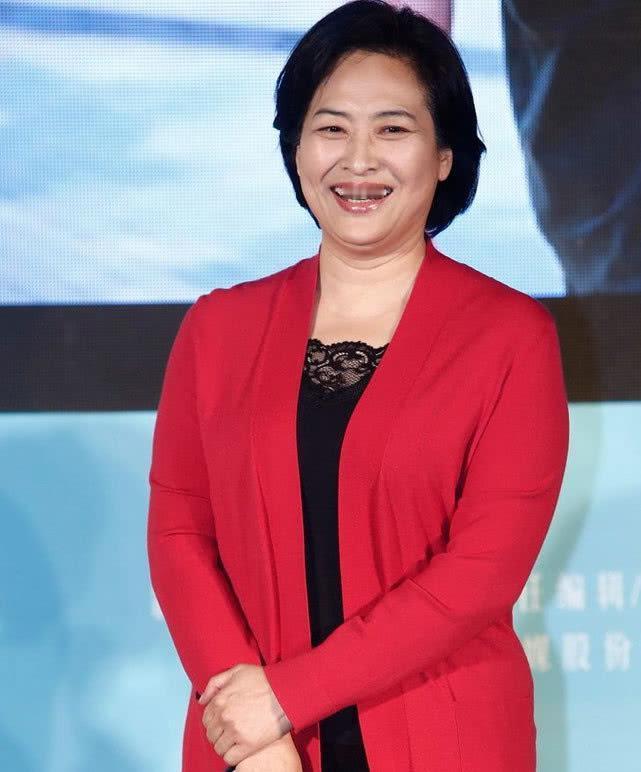 当年，导演对许娣说:“你演罗子君的妈，肯定能火！”许娣拒绝:“不行，这妈谁演谁挨