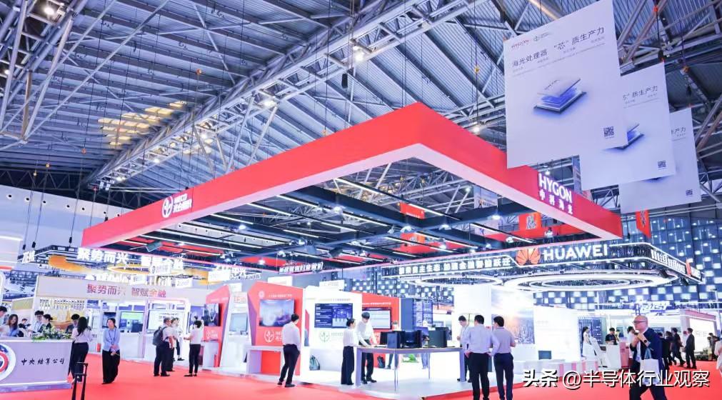 都2026了还在给金融AI贴创可贴？

2026上海金融展逛完，发现大家现在不拼