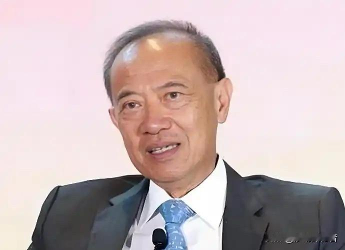 终于有人说出了大实话！新加坡前外长杨荣文说：不要看美国动不动就威胁中国、制裁中国