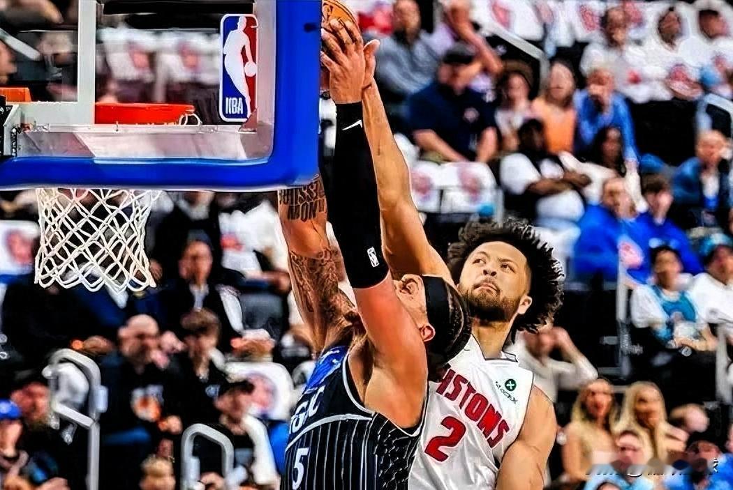 17分领先差点翻车！魔术险胜活塞2-1领先，坎宁安9失误葬送比赛

今日，魔术主