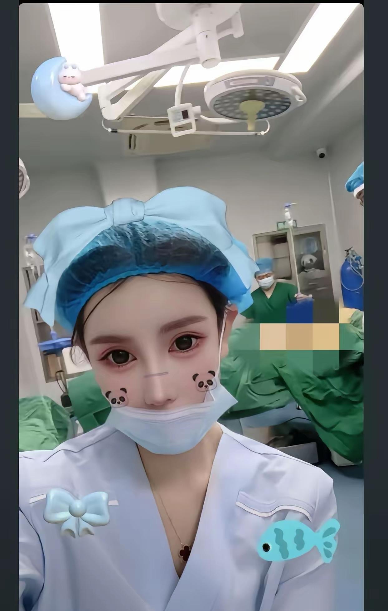 很难想象，手术室里产妇拼尽全力在生产，却被实习人员当成朋友圈打卡素材。山西这名实