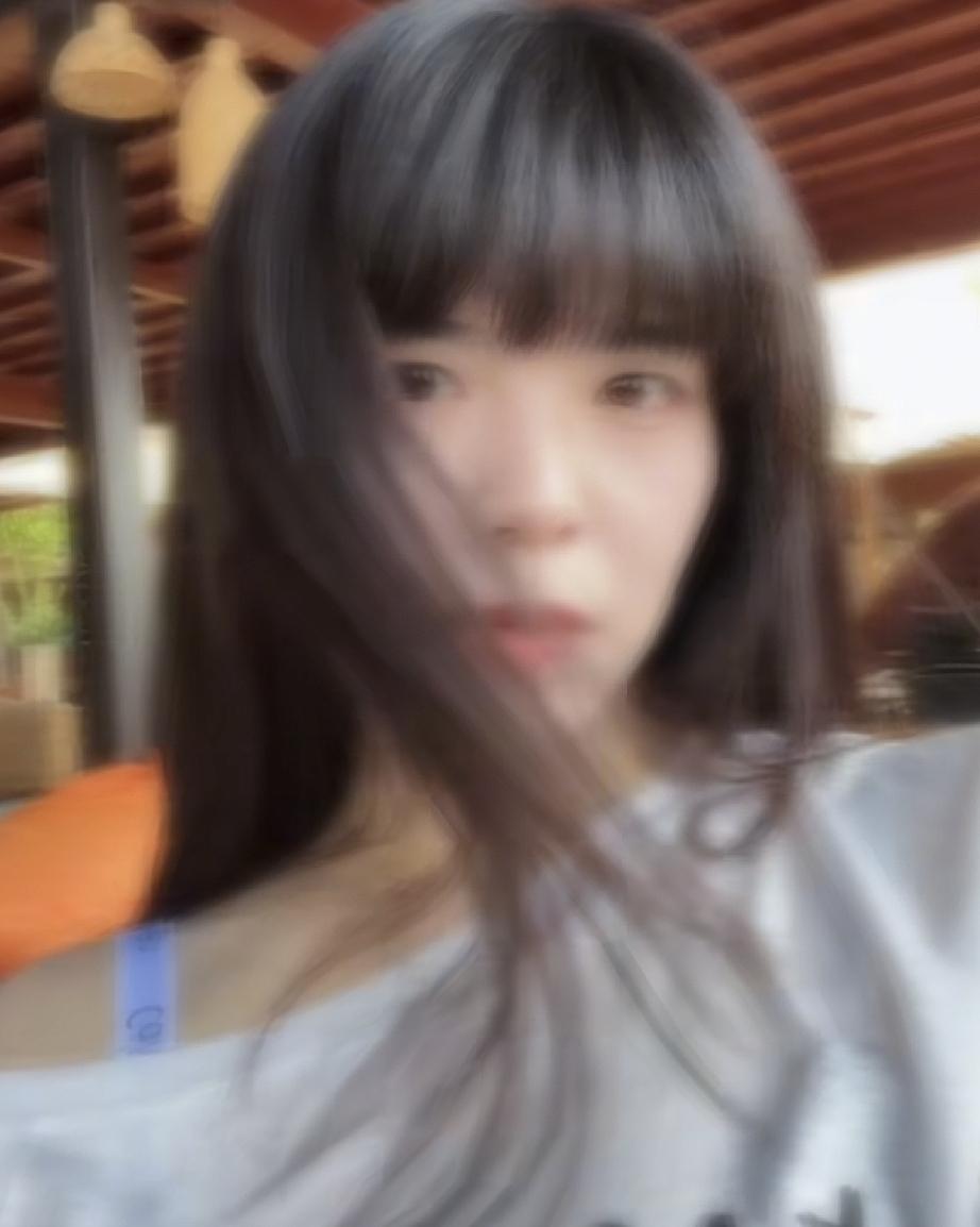 木子小姐今天连更3条视频
视频内容是在内蒙
木子小姐夸1位网友是明白人
账号掉粉