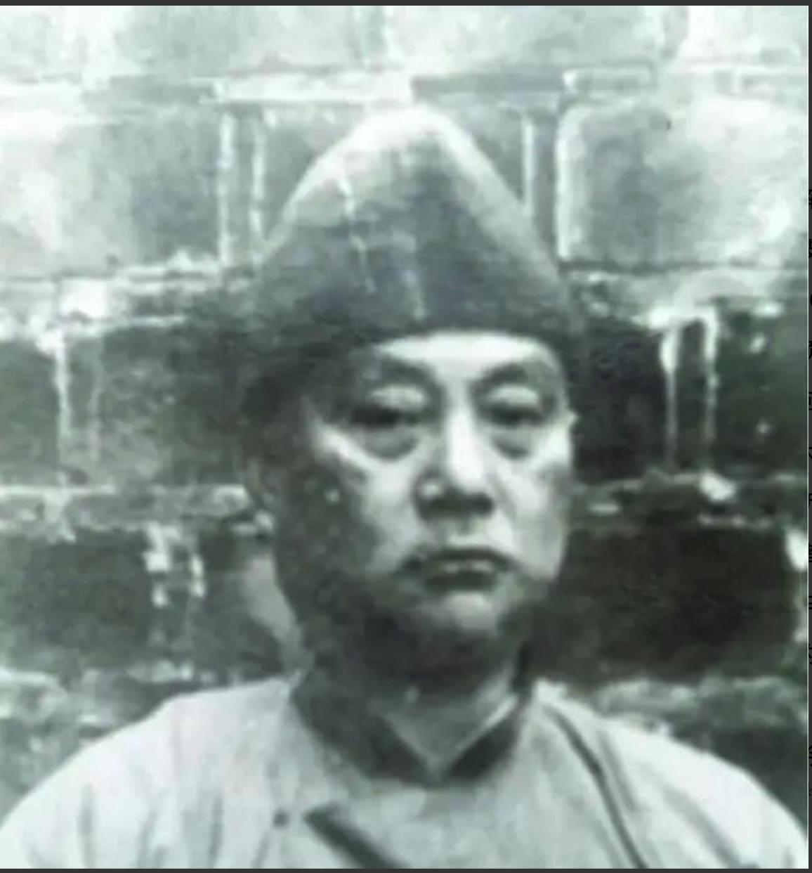 1952年，国军中将周磐被押赴刑场，枪声就在眼前。他突然大喊：“我有国宝要上交，