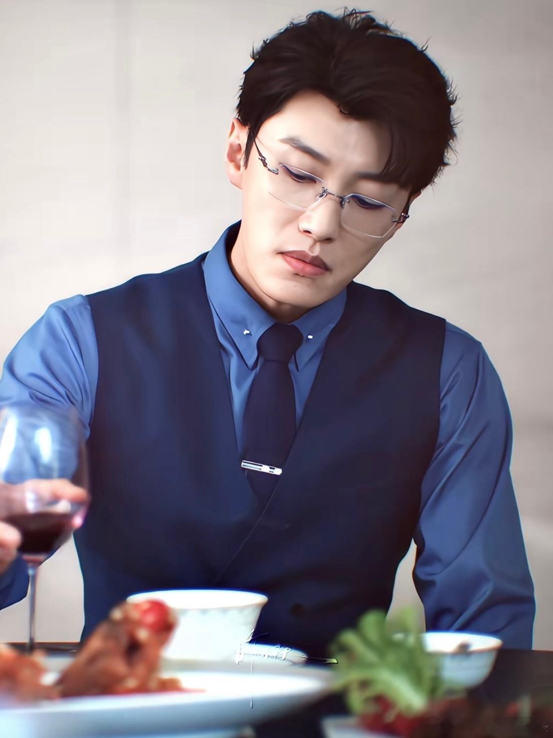 霸总戏内挥金如土戏外分毛必争我的天，果然在综艺上会展现最真实的一面，真的没有想到