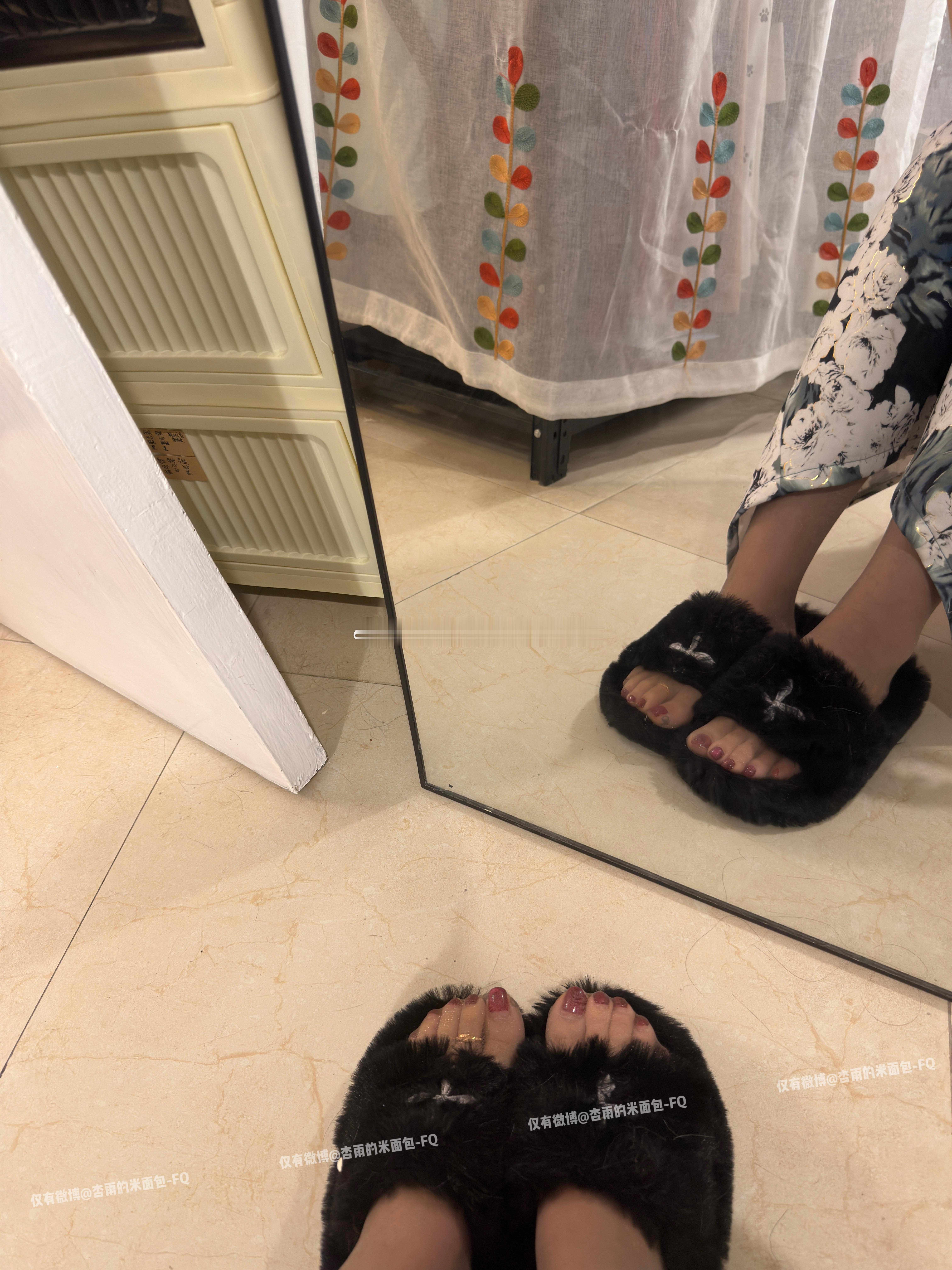 给你们吃点细糠（夫人自己拍的），一张二十多兆的照片清晰度杠杠的 