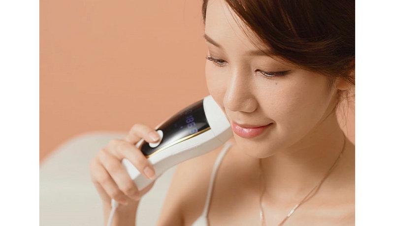 脱毛不等于一定伤害皮肤，但不同方法确实有不同风险。美国皮肤科学会指出，频繁剃毛可