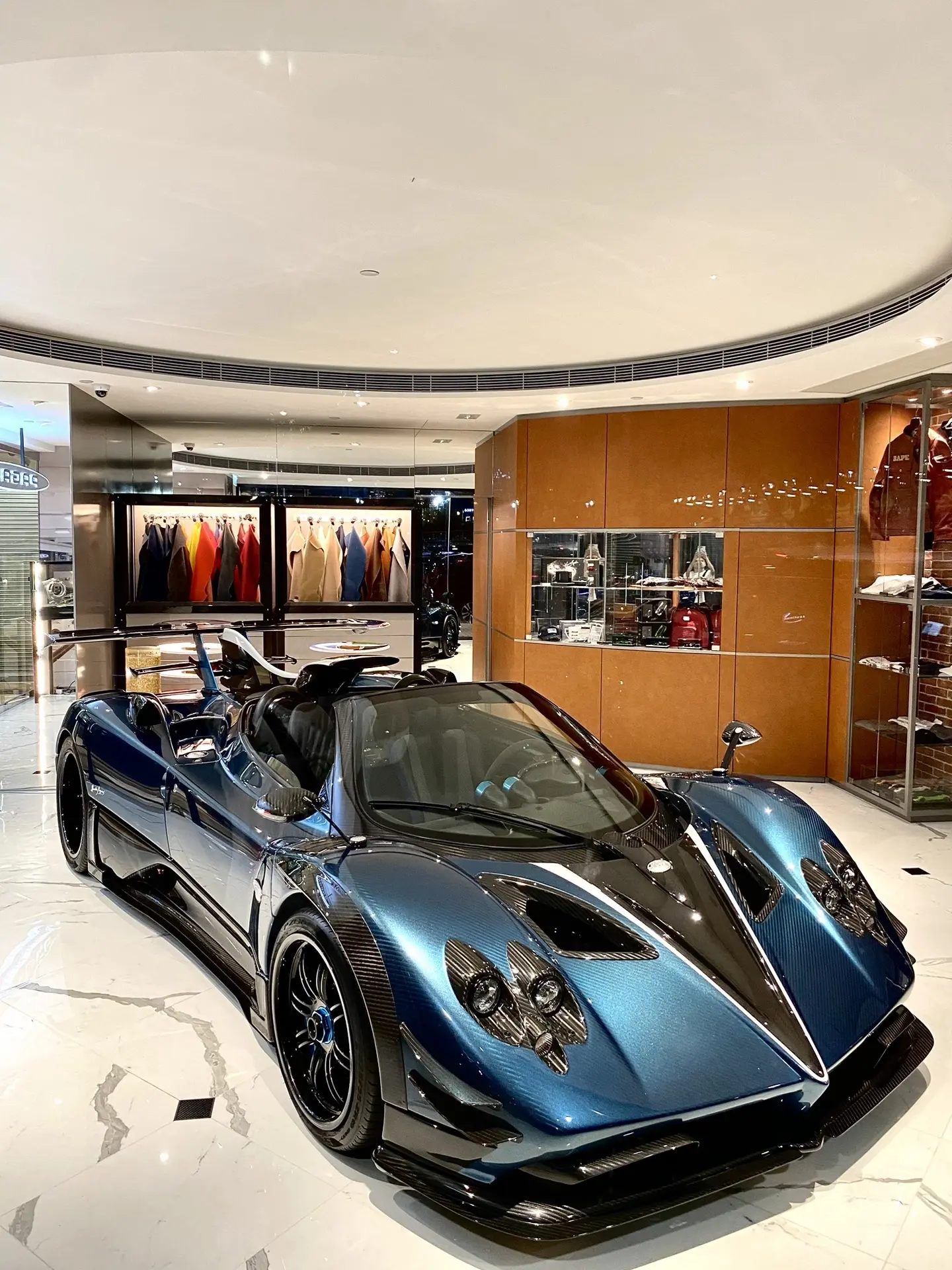 Pagani Zonda 崑崙，中国风的1of1 期待闪现在内地 白色...