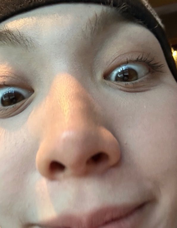 给老师打电话也这么皮是吧老师：谁来的骚扰电话不知道啊哈哈哈 