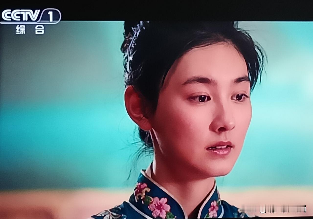 到营业厅办宽带新套餐，每月100元。如果看电视，买一个机顶盒200，每个月再交1