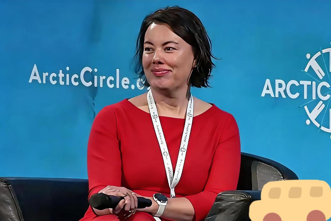 1月25日，格陵兰矿产资源部长纳塔尼尔森对媒体说:“过去我们与中国谈合作，你们反