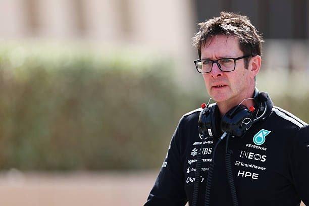 F1 梅赛德斯工程总监安德鲁•肖夫林透露在VSC下安排安东内利进站时为了化解来自