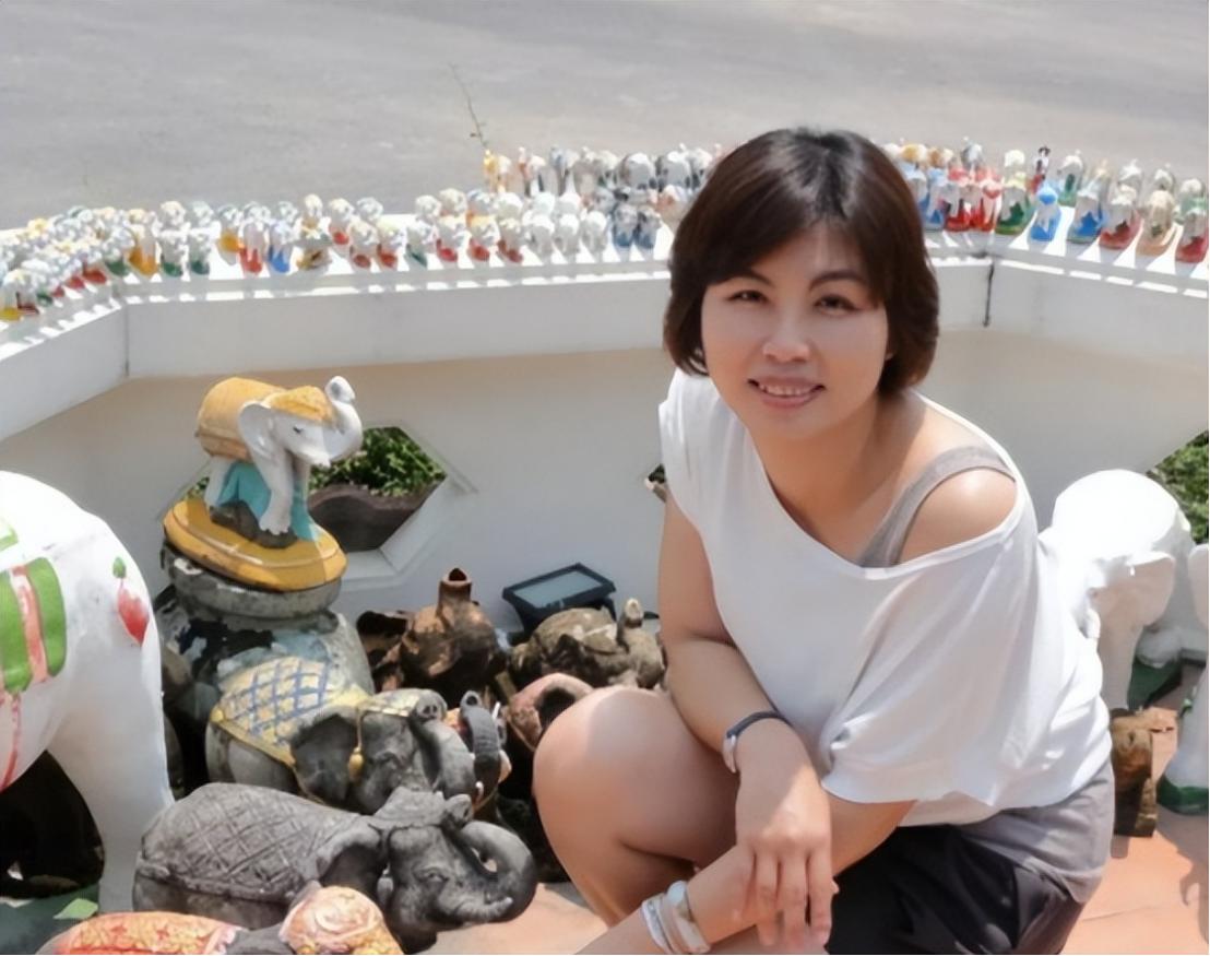 台湾34岁少妇用金钱和美色相诱，渗透大陆18岁学生，获取了不少国防情报。
反台独