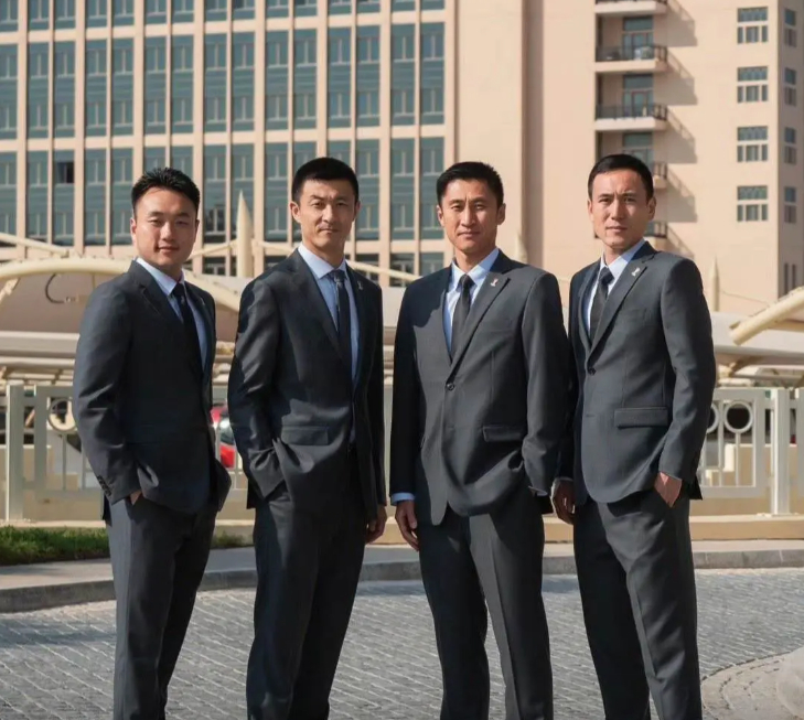 马宁等3人入选世界杯裁判员名单 马宁、傅明、周飞入选世界杯裁判名单。马宁再战世界