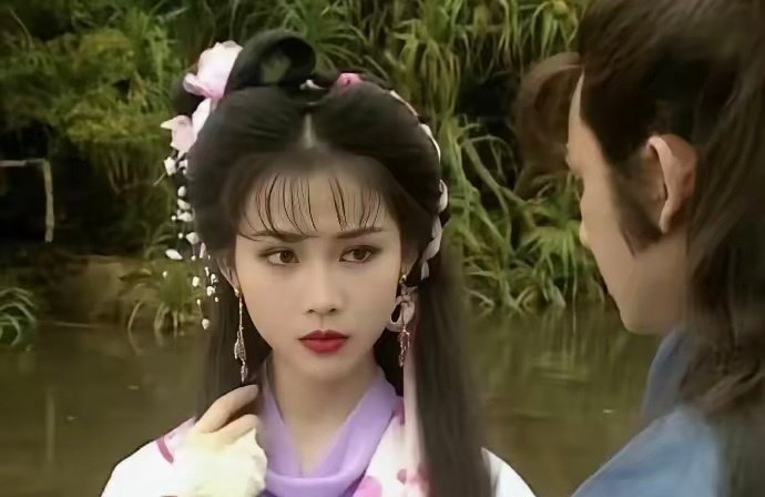 为何这样的妆容现在不流行了？ ​​​