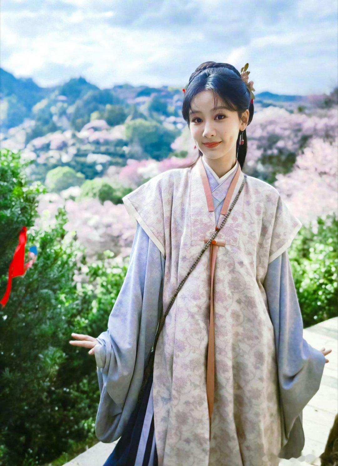 家业 岁月温良，烟火寻常，有李祯可盼，有杨紫可依，便是圆满。杨紫李祯【杨紫李祯】