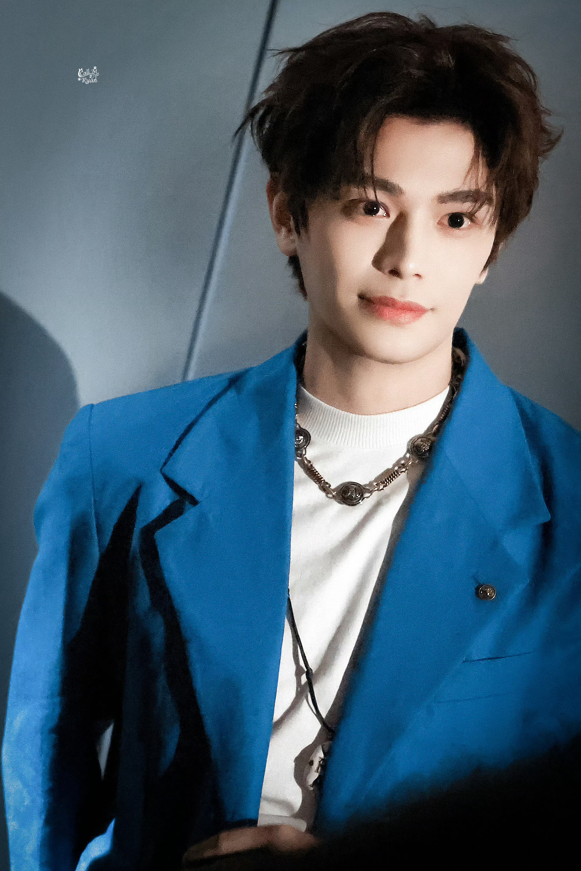 丁禹兮线下活动路透图好权威的颜值豪门贵公子既视感丁禹兮碰杯视角