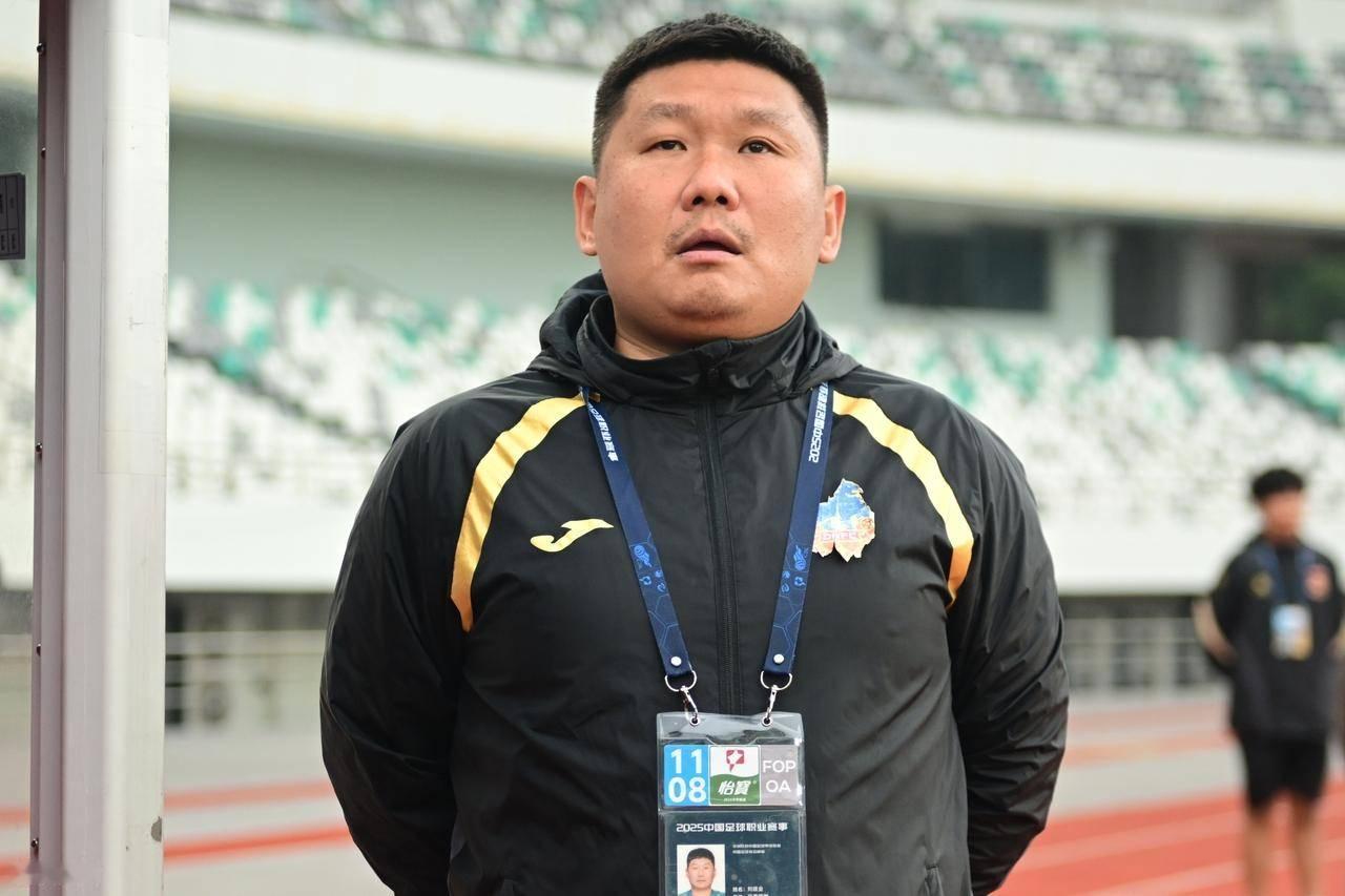 下赛季中超联赛又多了一位本土主帅，土帅在悄悄抢班夺权。
最新消息，重庆铜梁龙已决