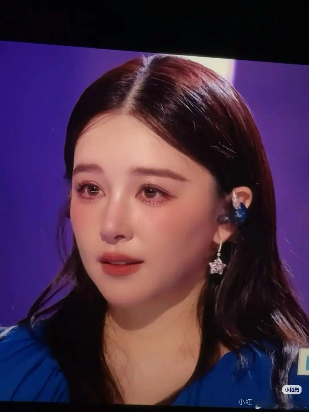 阚清子要是没胖应该能争一争门面吧 