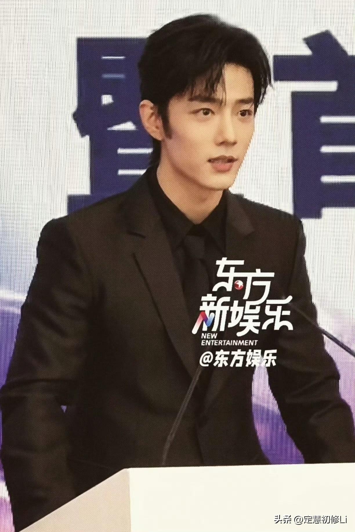 巨星全球首穿是常态啊，拥有顶级咖位和世界影响力，什么礼遇都是理所当然巨星穿搭