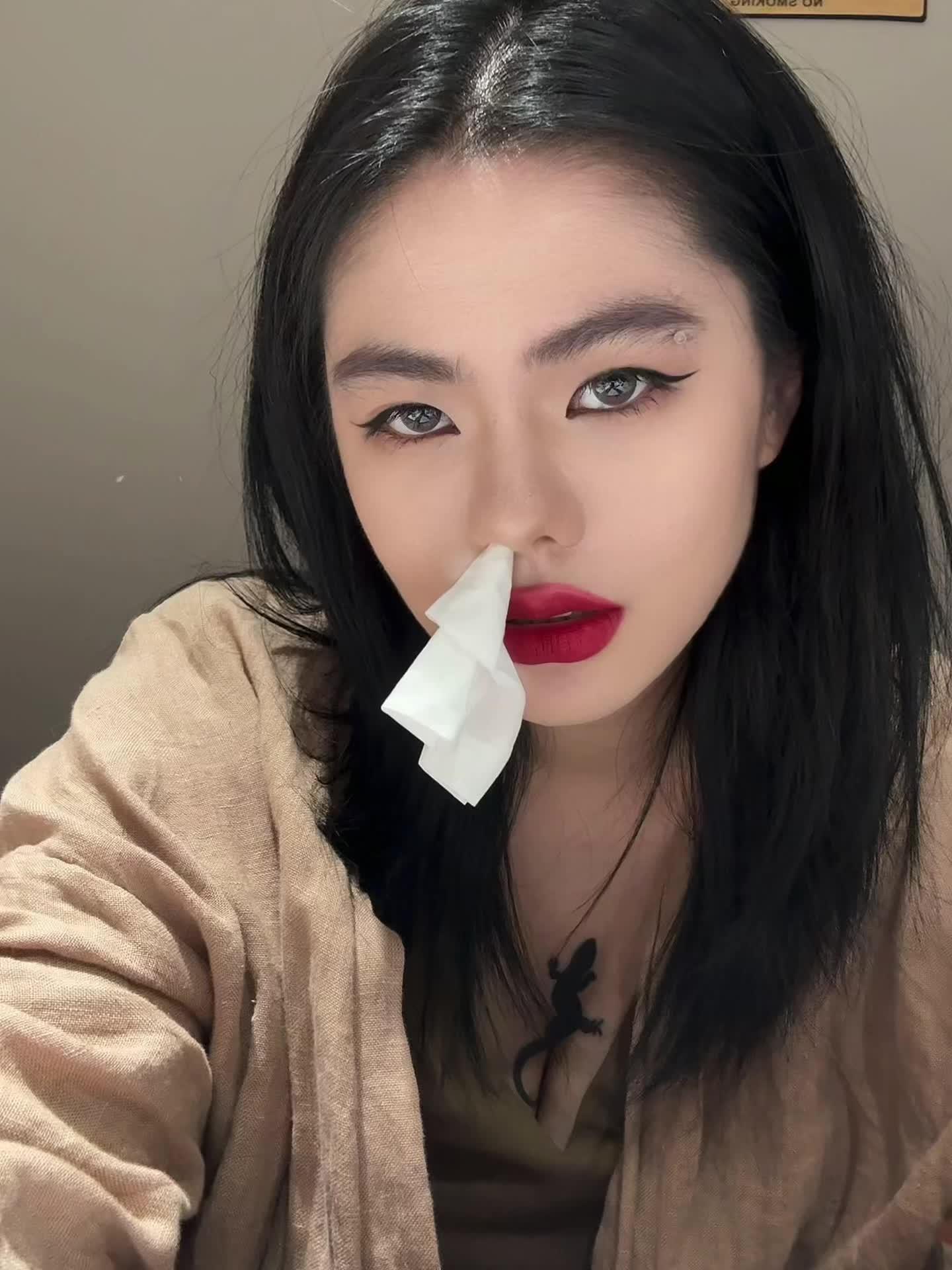 美成这样仇人见了得气死