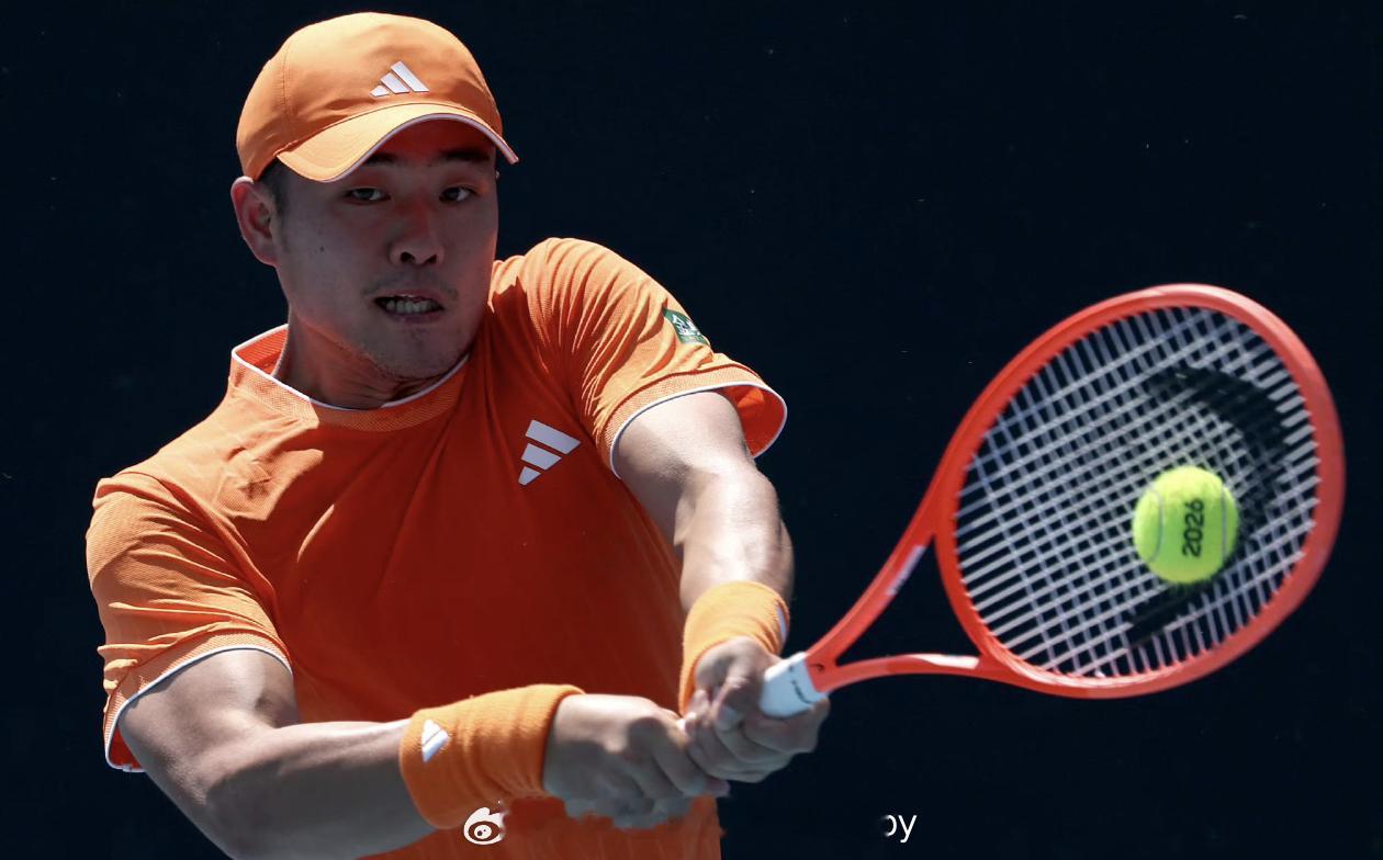 吴易昺距离中国🇨🇳一哥的位置还有4个排名你们觉得他能重回一哥位置吗❓TELL