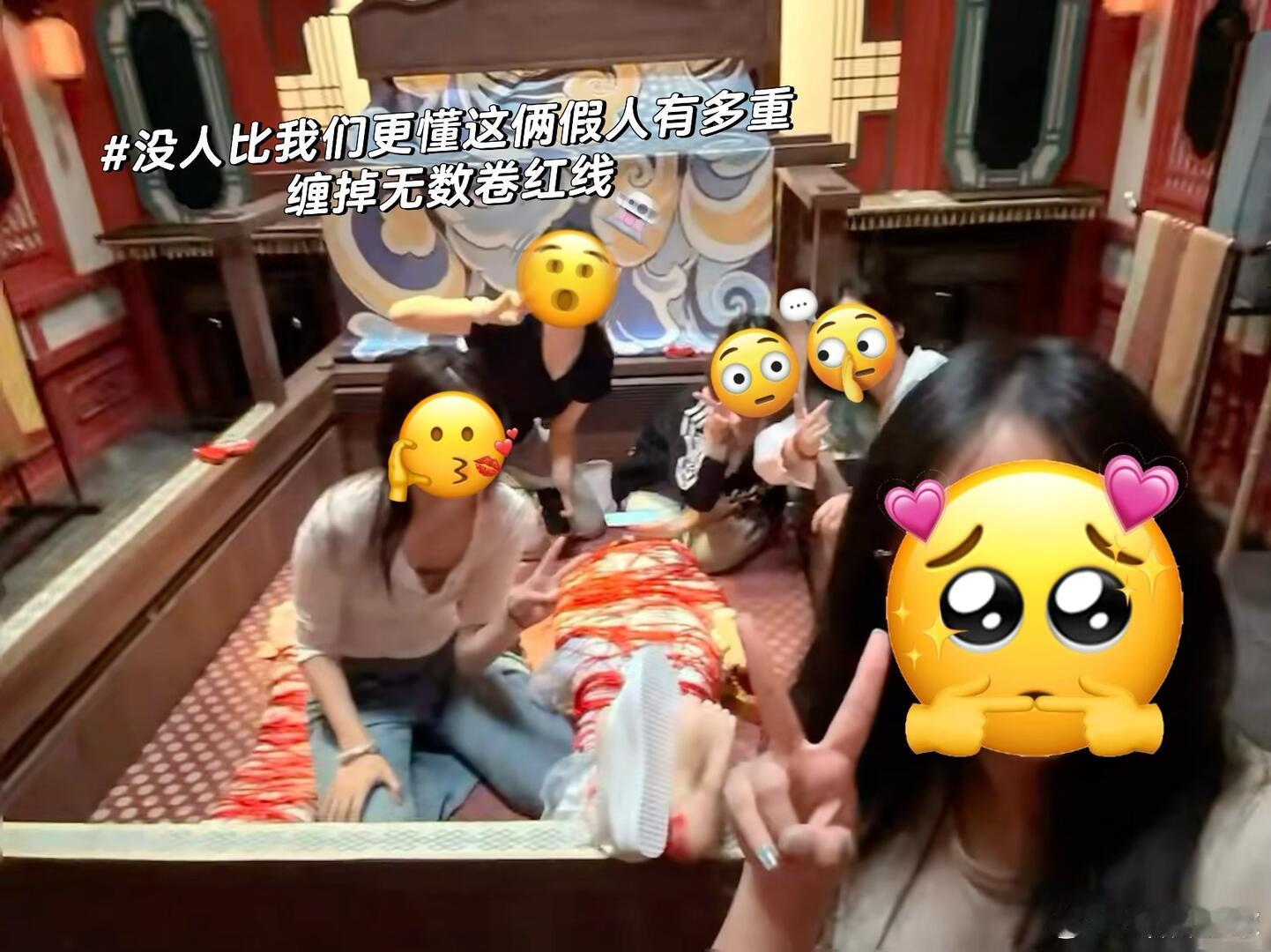 密逃手搓2米大蜘蛛密室大逃脱 密室氛围感密码找到了！手搓两米大蜘蛛，大小蜘蛛真人