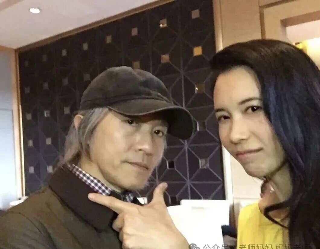 她是星爷的最佳前任，我没意见
一直觉得莫文蔚大气又智慧，说她是周星驰 最佳前任，