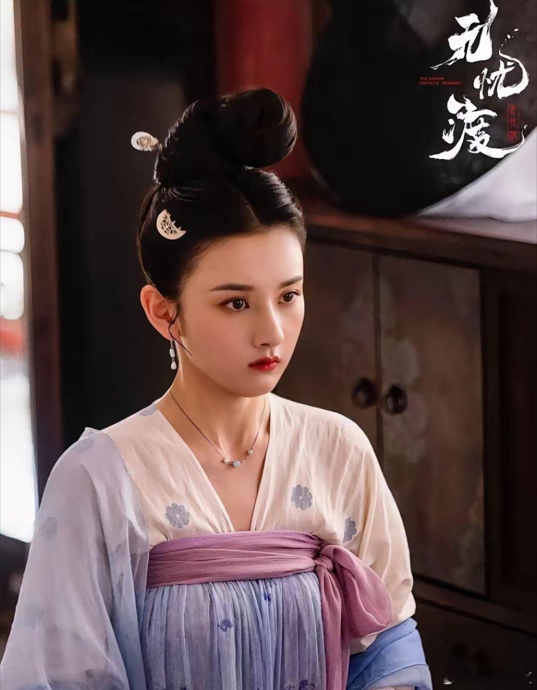 《雁回时》看了两集，弃了《似锦》看到郁锦打太子，弃了《国色芳华》看完了，好看《淮
