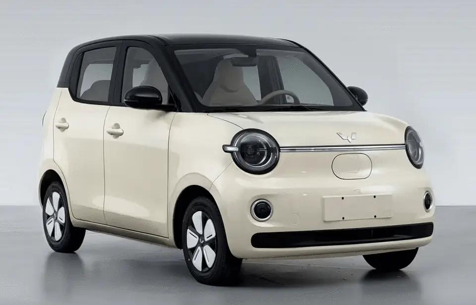 微型电动车与轿车更新
‌第五代宏光MINIEV‌：作为经典微型电动车的‌全新换代