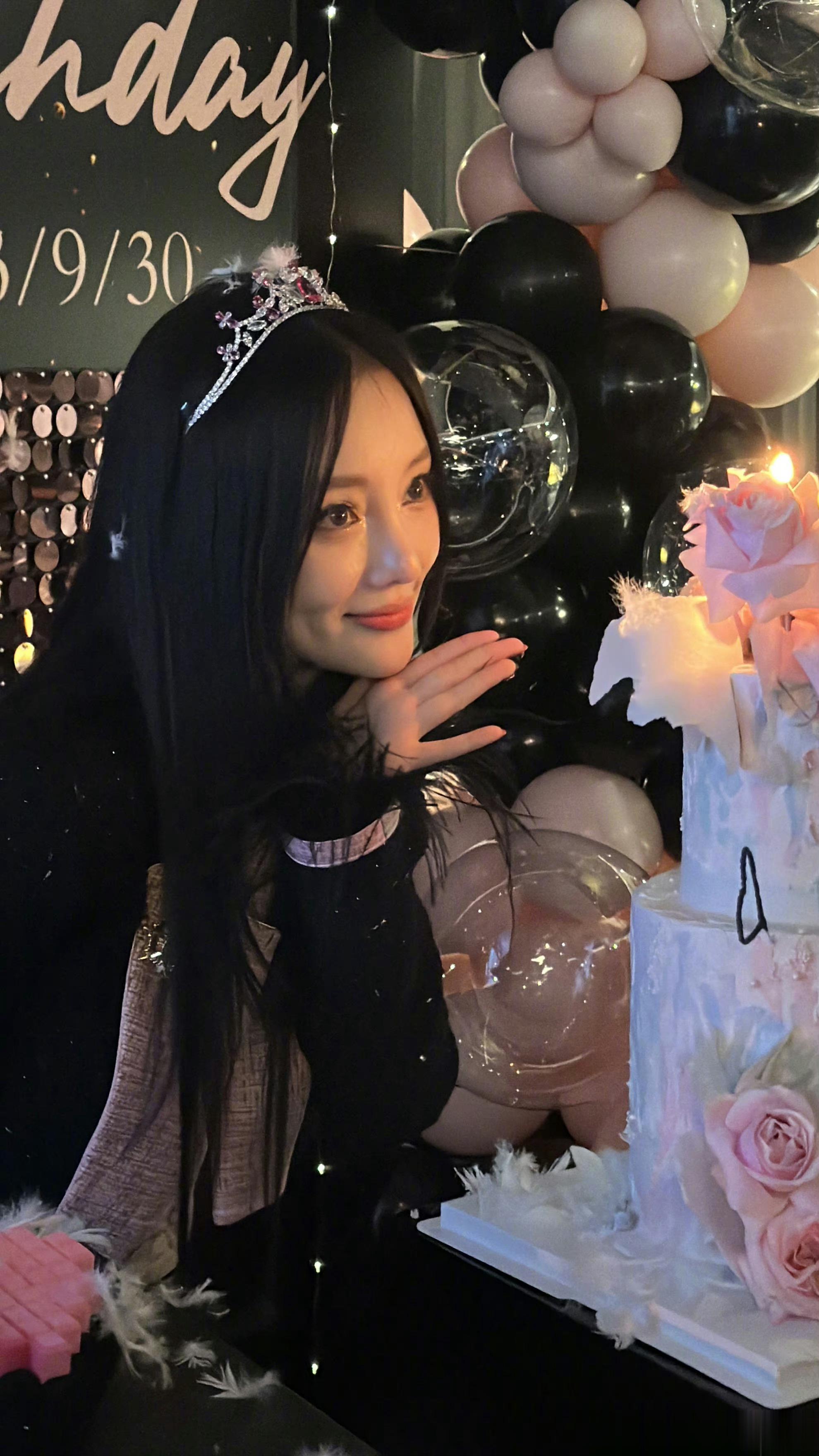 “爱你现在的时光”#李小璐是个好妈妈[超话]##全世界最好的李小璐[超话]#来自