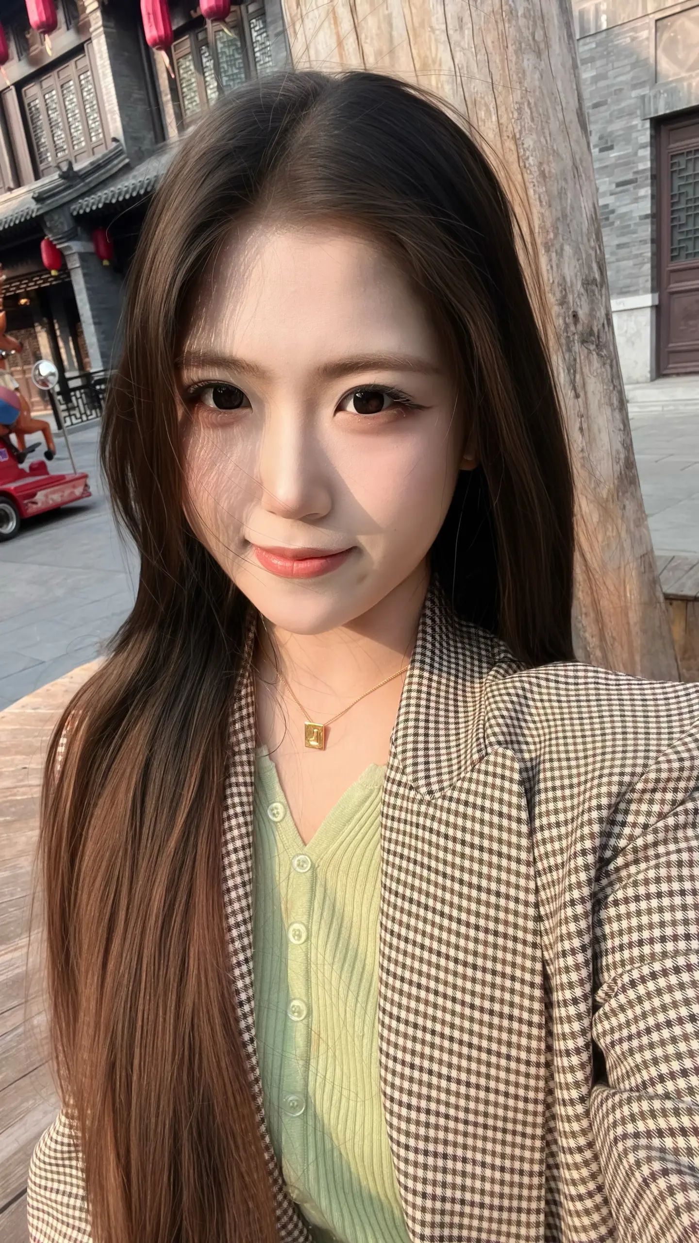 你可以大大方方承认对我并无好感 承认是新鲜感 坦诚一点 没人想纠缠 可...