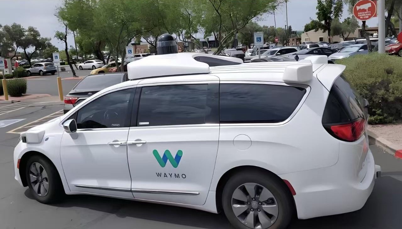 Waymo 近日，优步已终止与Waymo在凤凰城的自动驾驶出租车整合合作，目前凤