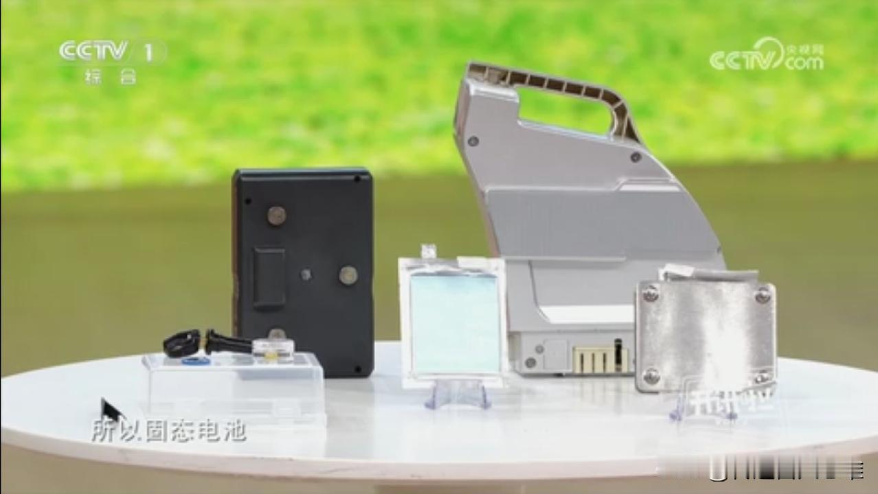 固态电池小规模量产实锤了！中科院物理研究所研究员黄学杰教授，在央视“开讲啦”正式