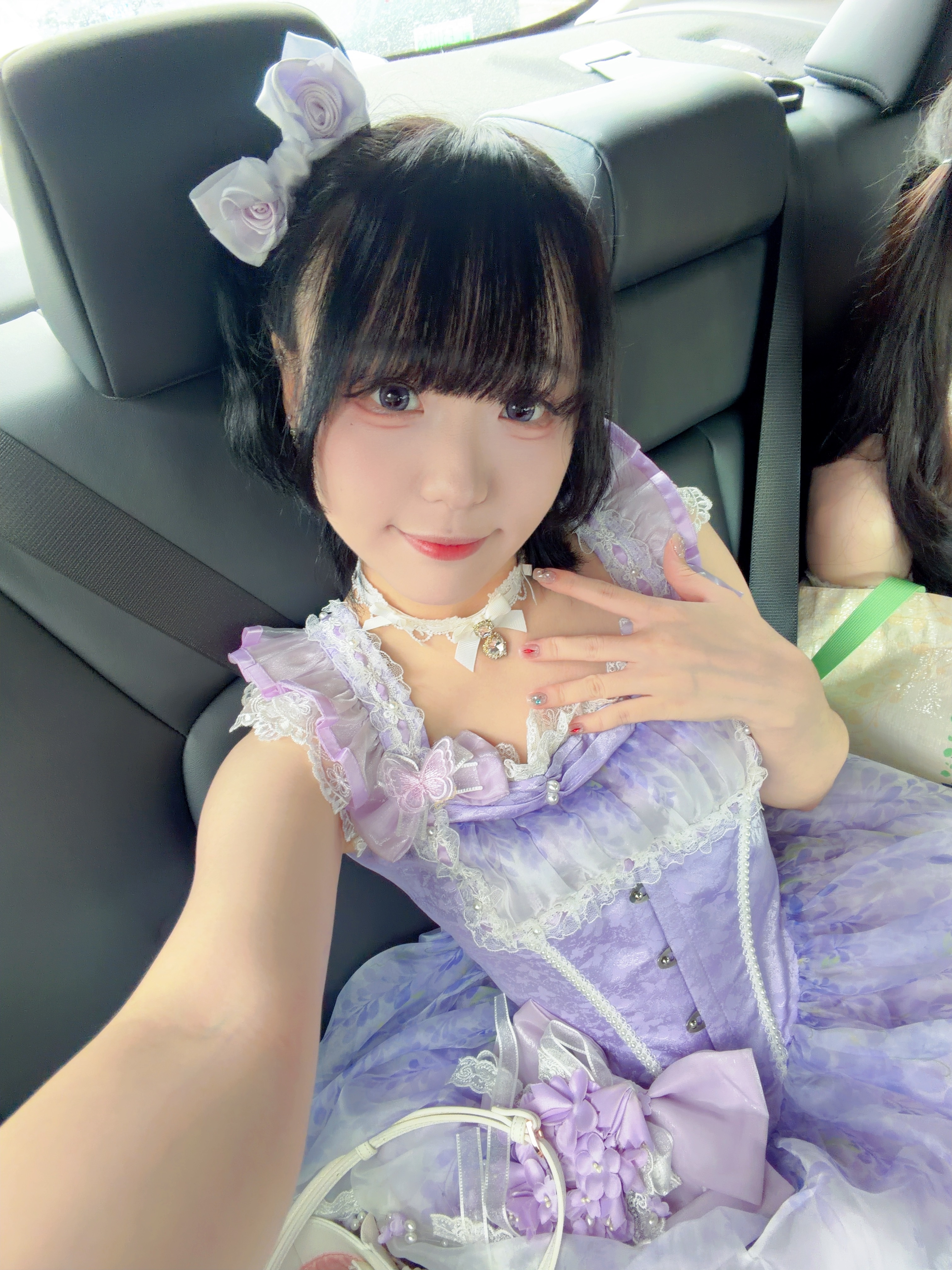 苗苗Yumena 💜上班 