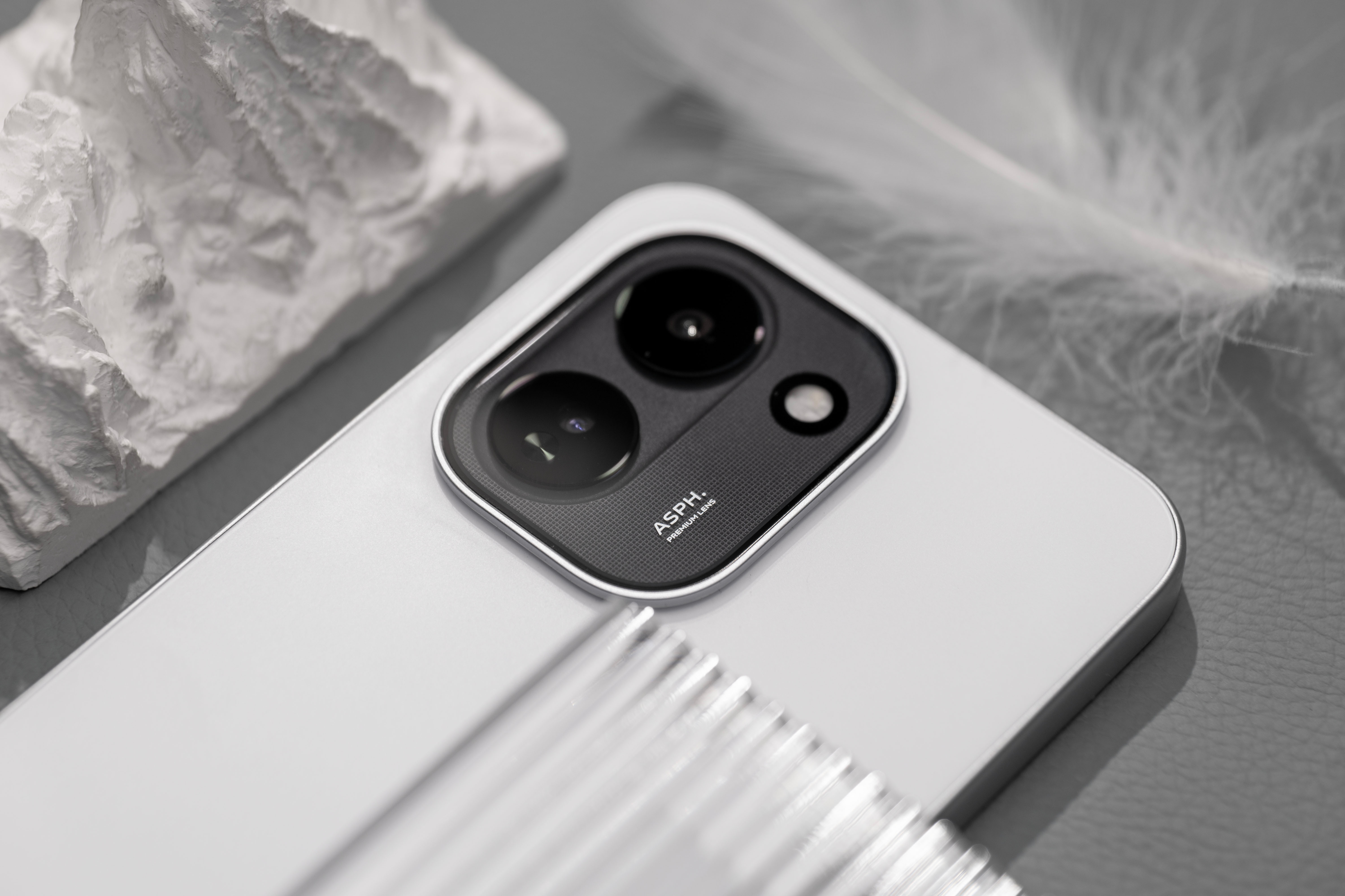 iQOO Z11抢先看，这颜值怎么样？