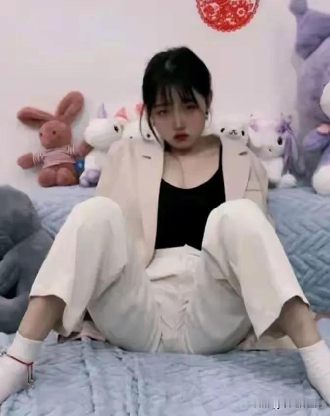 可爱萝莉，温柔可人。