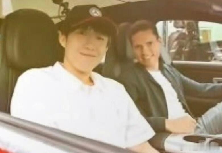 好萌😊 ​​​