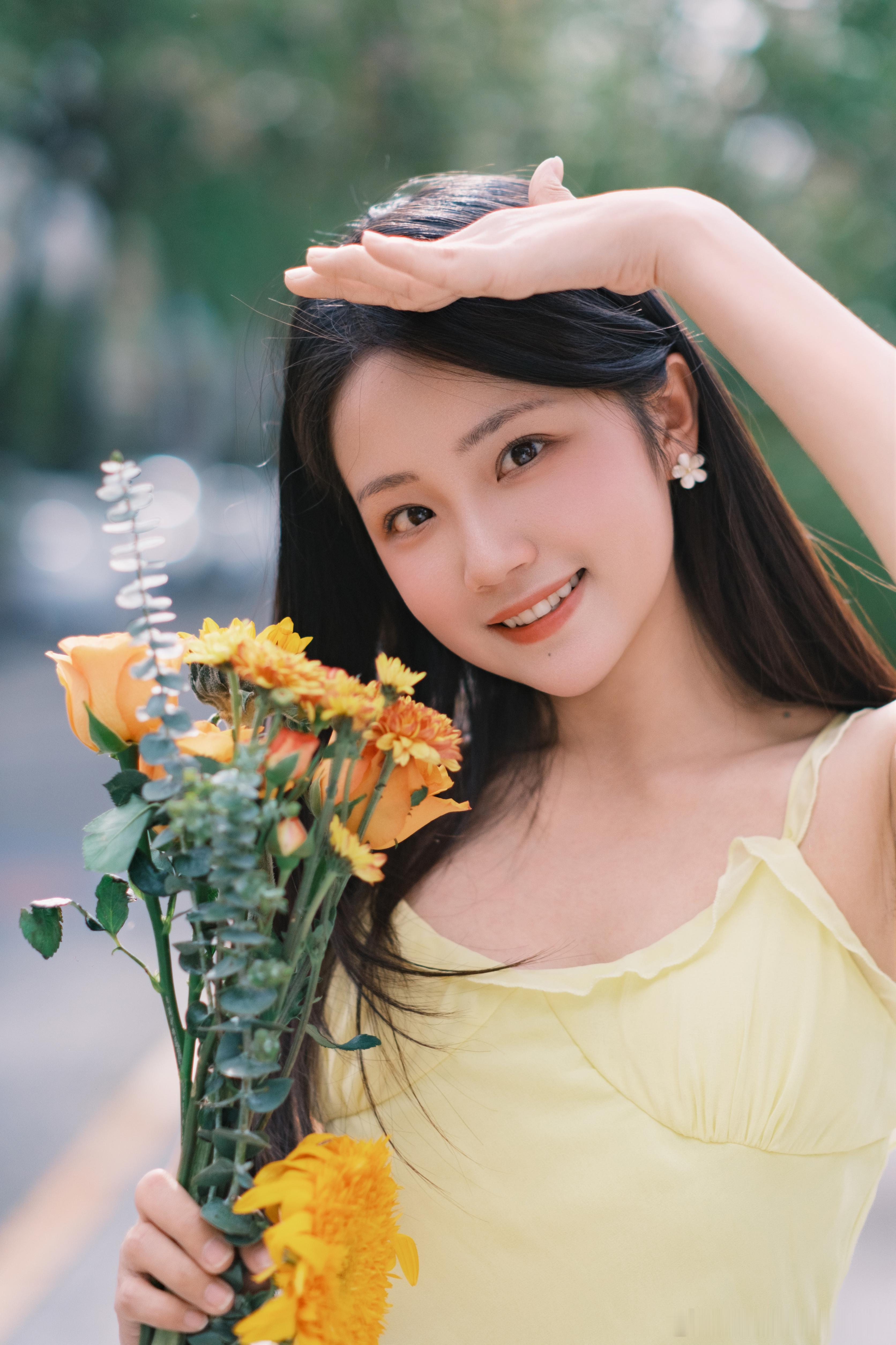 ◡̈° 💛🧡                                
