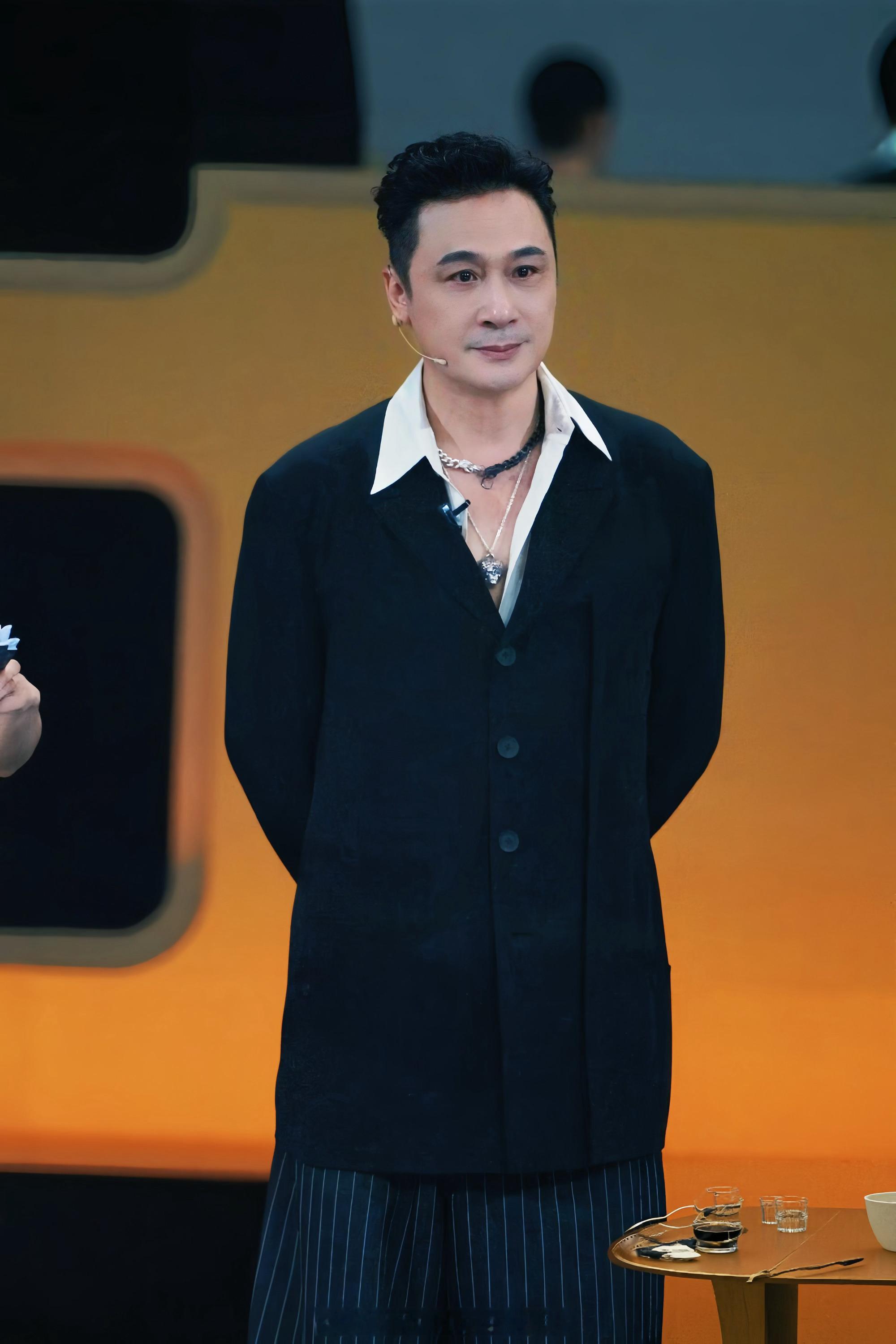 吴镇宇  这套跟上一季收官有得一拼 
