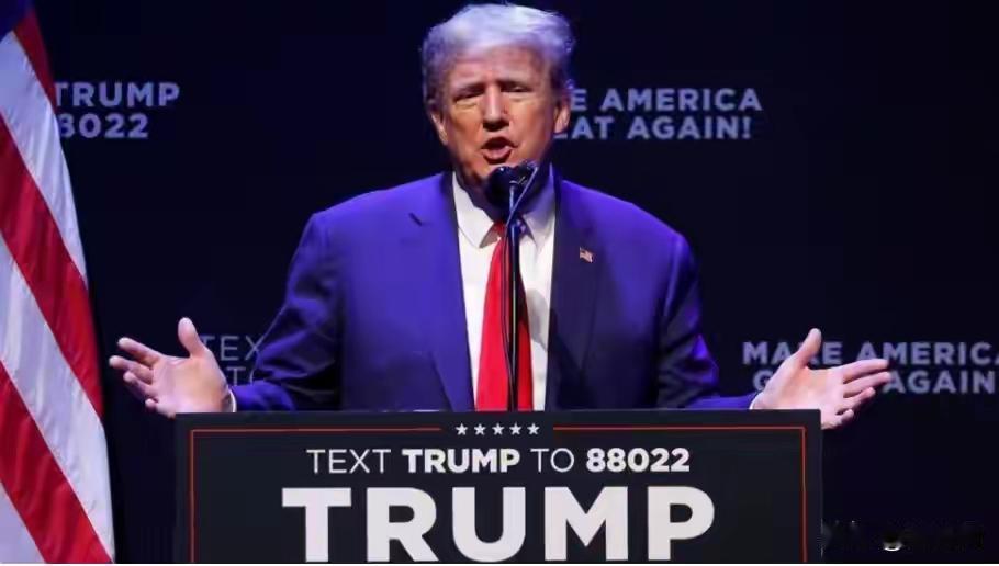 特朗普的压力大吗？
美国政府停摆这么久，他想让美国再次伟大，也没伟大起来，按理说