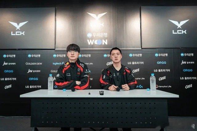 T1官方公告：直播及单排中受到DDoS攻击，暂时中断直播KKoma：不直播时也遭