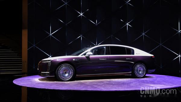 🔥华为江淮尊界 S800 要搞大事！第 10000 台下线暨交付仪式正在筹备中