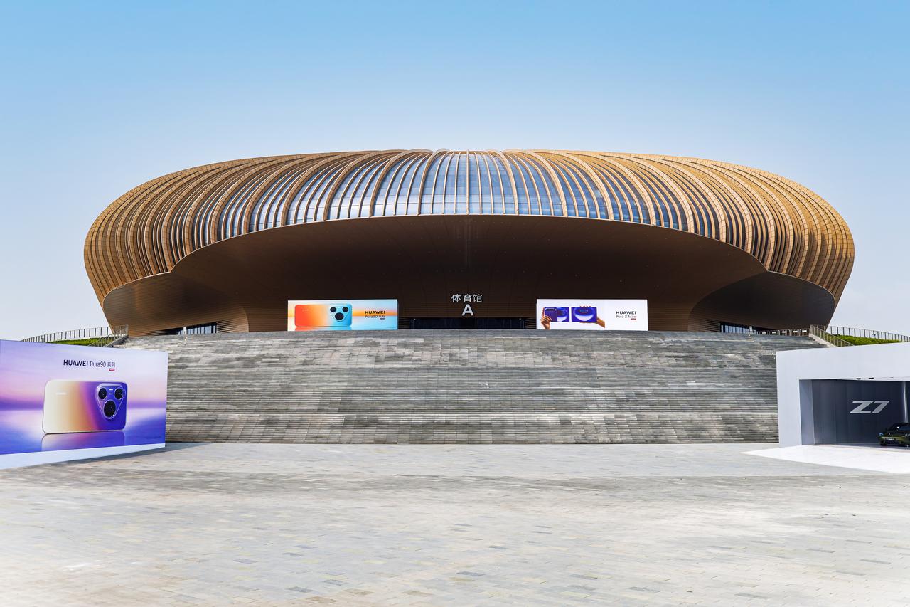 华为Pura 90系列手机正式发布，余承东说价格上尽力了。4月20日，在华为Pu