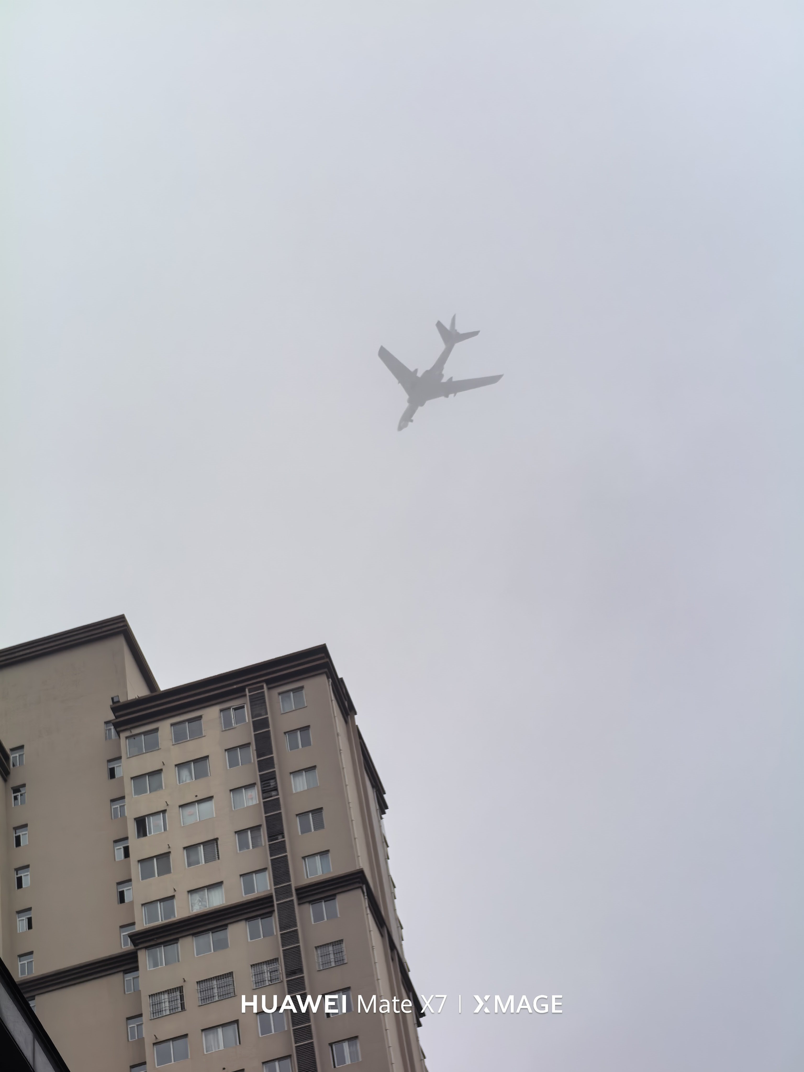 头顶天天有轰炸机飞 西安