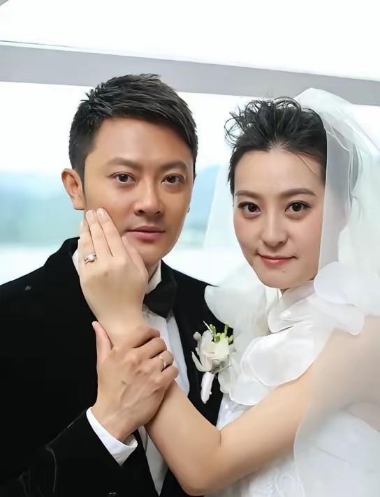 2015年，印小天花了400万元娶的老婆哈琳娜。直到孩子出生后，才发现自己的老婆